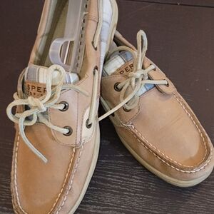 Sperrys Women's 10M Tan and Cream Boat Shoes. Slip On Or Tie...NEW!!!